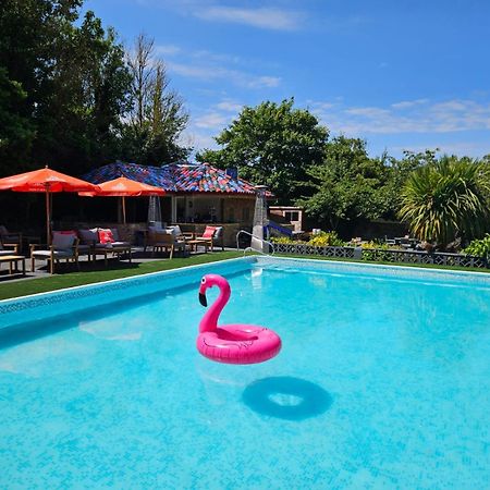 Le Pommier Hotel Castel Екстериор снимка