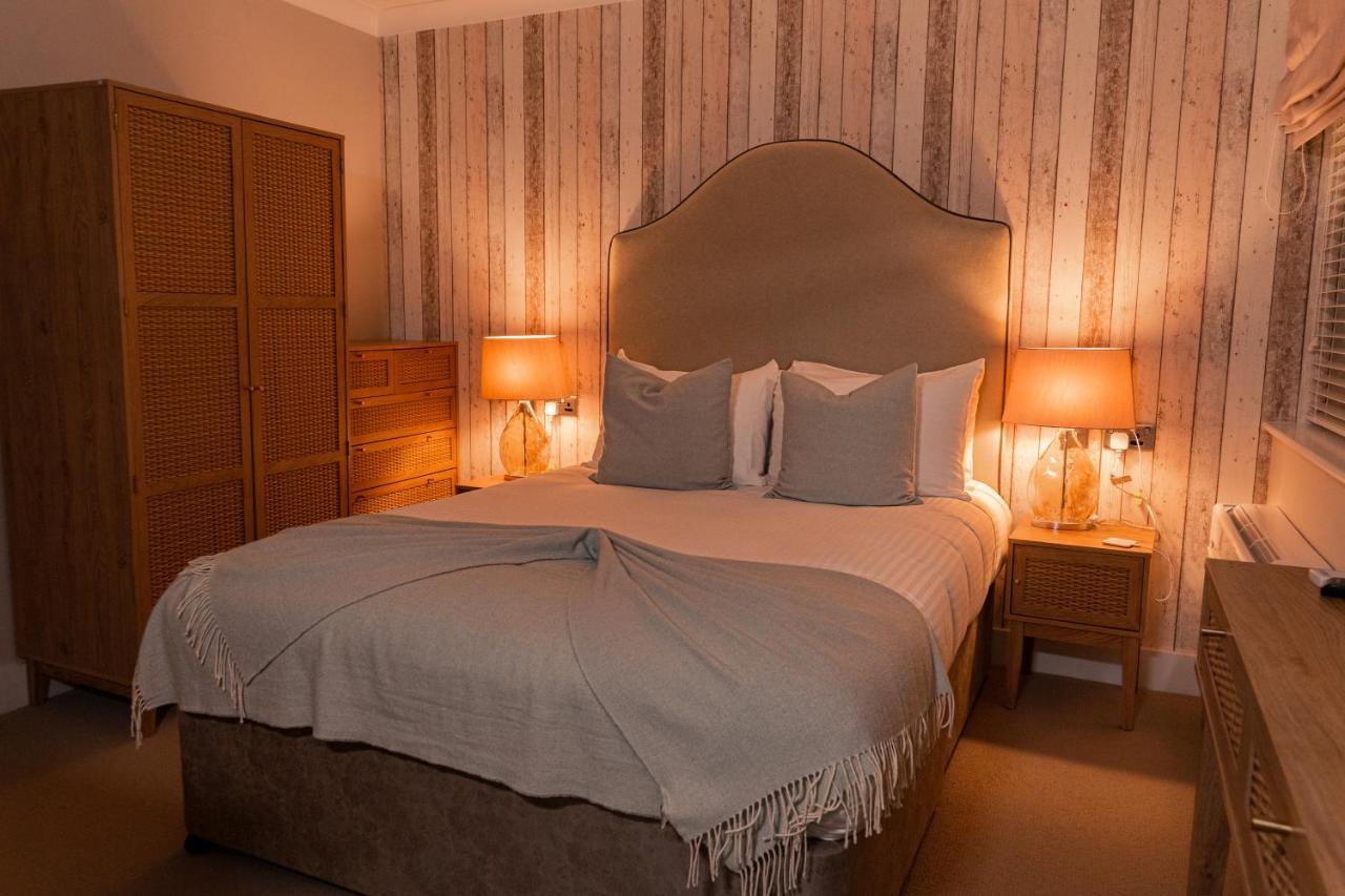 Le Pommier Hotel Castel Екстериор снимка